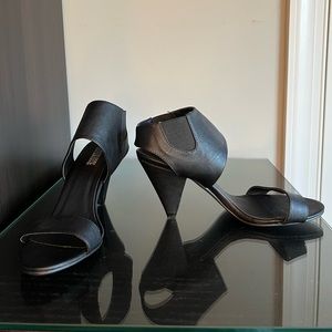 Deena & Ozzy two strap ankle heel